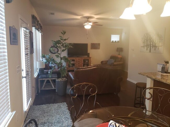 323 Hardy Ives Ln