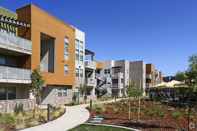 Sutter Green Apartments For Rent in Sacramento, CA