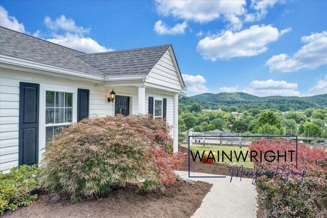 Photo - 1533 Blanton Ave SE