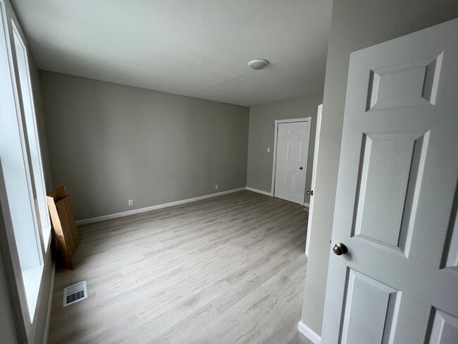 Photo - 1506 E Oak St