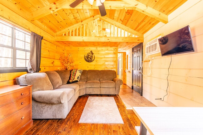 Photo - 31 Cabin Row Unidad 2