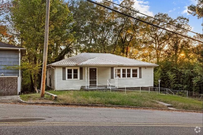 Building Photo - 712 84th St S Rental