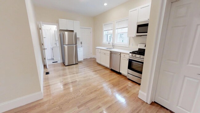 Building Photo - 8 Claremon St Unit 1 Rental