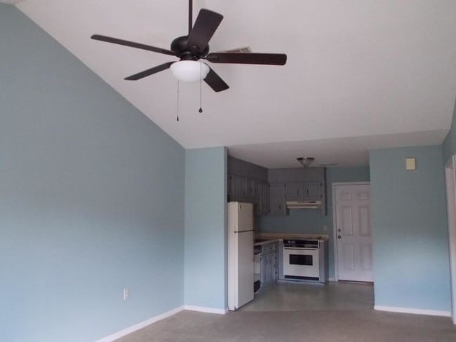 Building Photo - 140 Lanier Dr Unit 153 SW