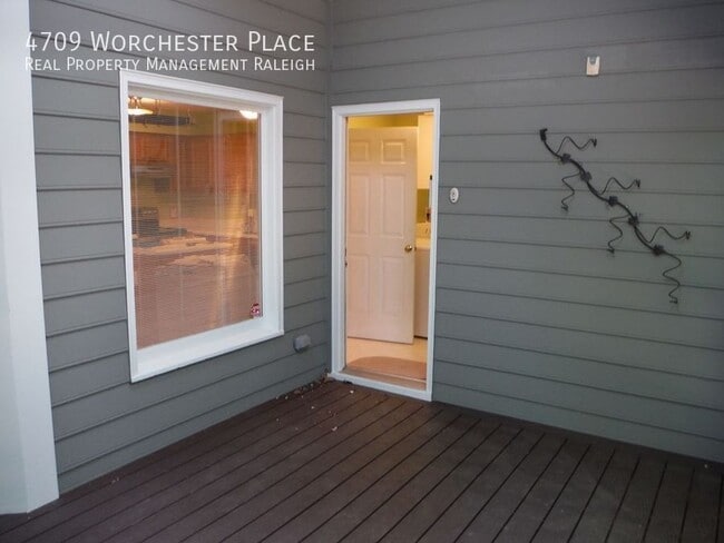 Photo - 4709 Worchester Pl
