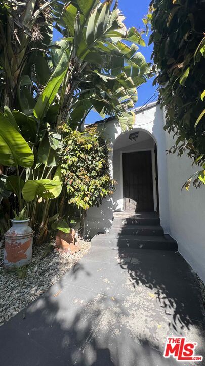 Photo - 2640 Vineyard Ave