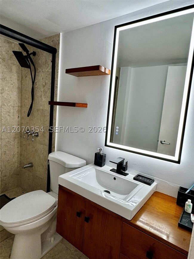 Photo - 1300 Lincoln Rd Unit B302