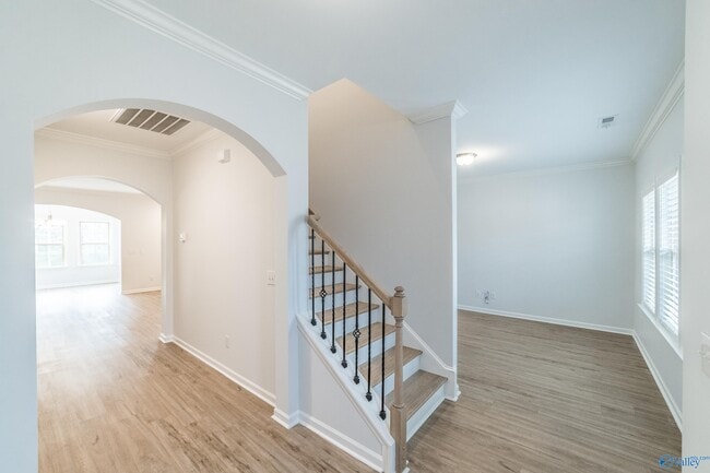 Photo - 15036 Lakeside Trail SW