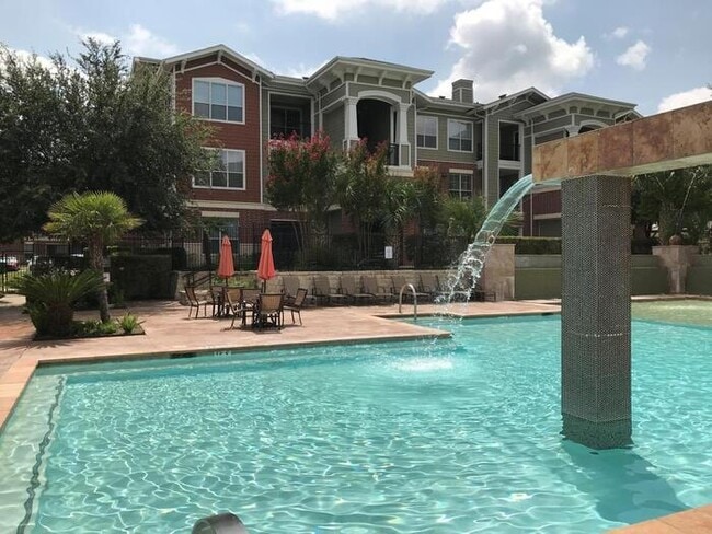 Photo - 3010 W Loop 1604 N Unit b1