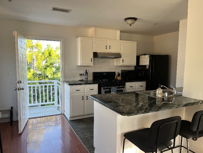 Photo - 2078 El Sereno Ave