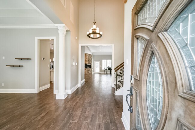 Photo - 9660 Fairdale Ln