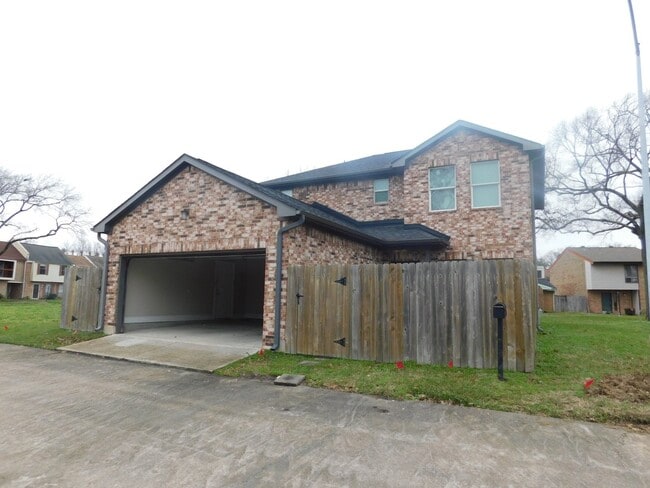 Photo - 4803 Forest Ct