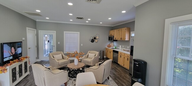 Riverwoods Apartments of Fredericksburg