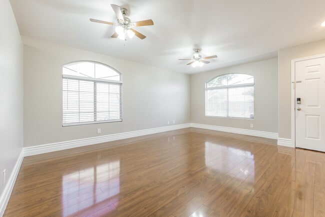 Photo - 10417 E Crescent Ave