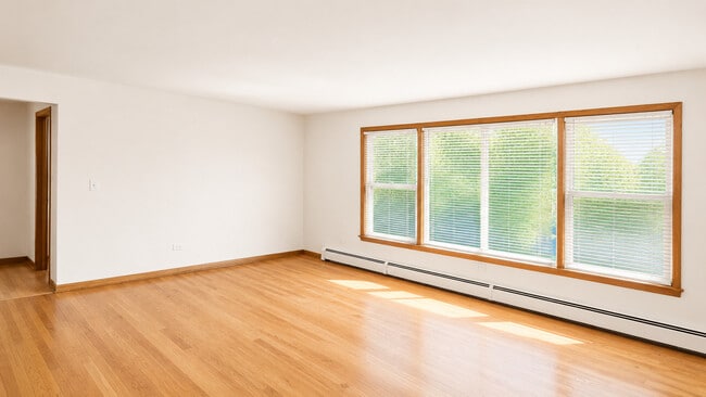 Photo - 5834 W Montrose Ave Unit 2N