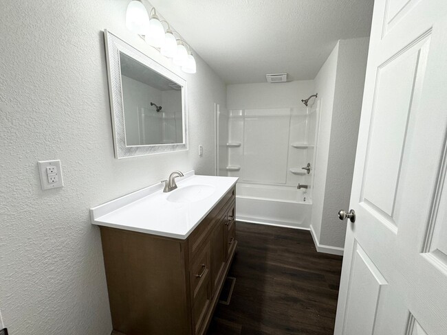 Photo - 1804 County St