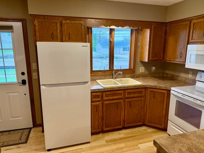 4129 Canal Ave SW Unit Grandville Duplex