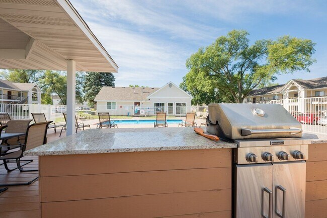 Bennett Grand Woods Apartments