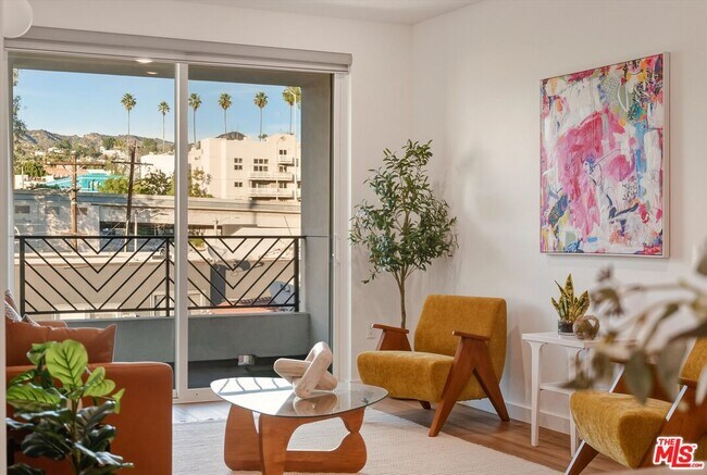 Photo - 1759 N Gower St Unit 402