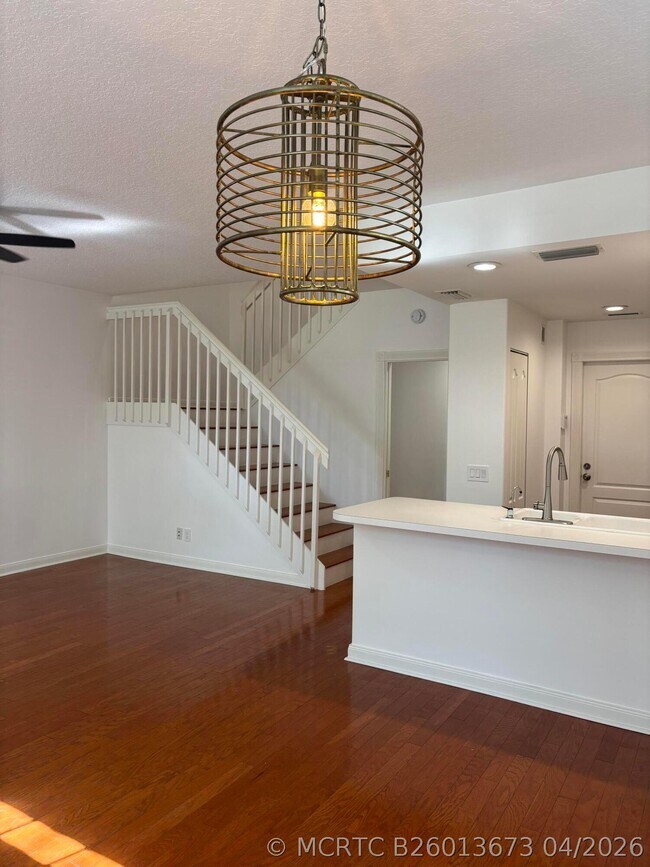 Photo - 140 Day Lily Dr