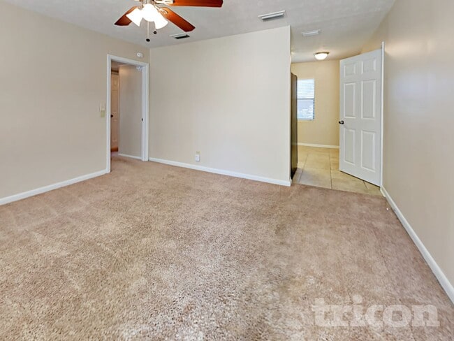 Photo - 10506 Dodd Rd