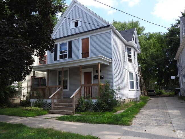 Building Photo - 310 Gold Ave NW Unit 4 Rental