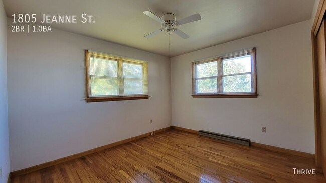 Photo - 1805 Jeanne St