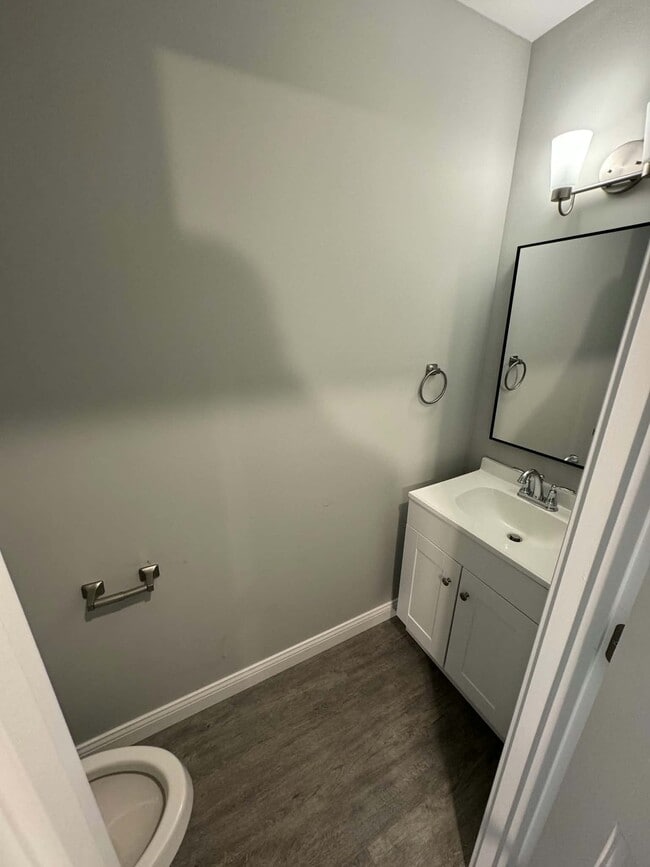 3234 Cloverfield Ct