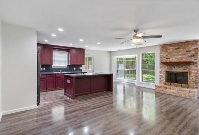 Photo - 7019 Oak Bough Dr
