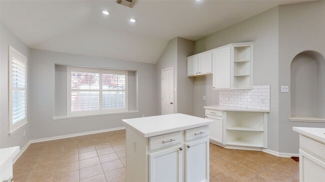 Photo - 3046 Antler Way