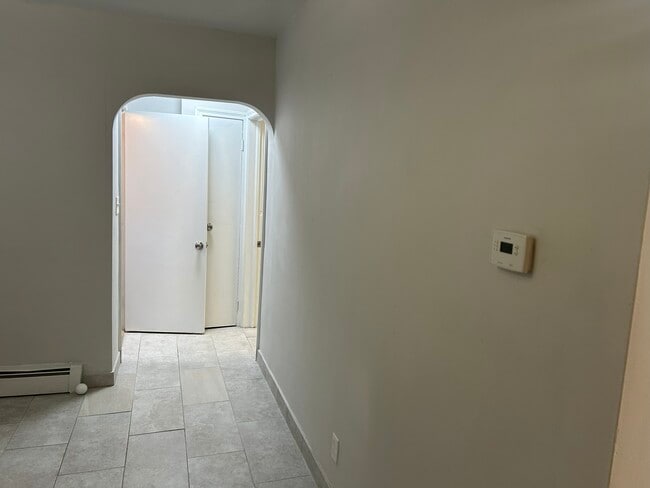 Building Photo - 805 Broadway Unit 805