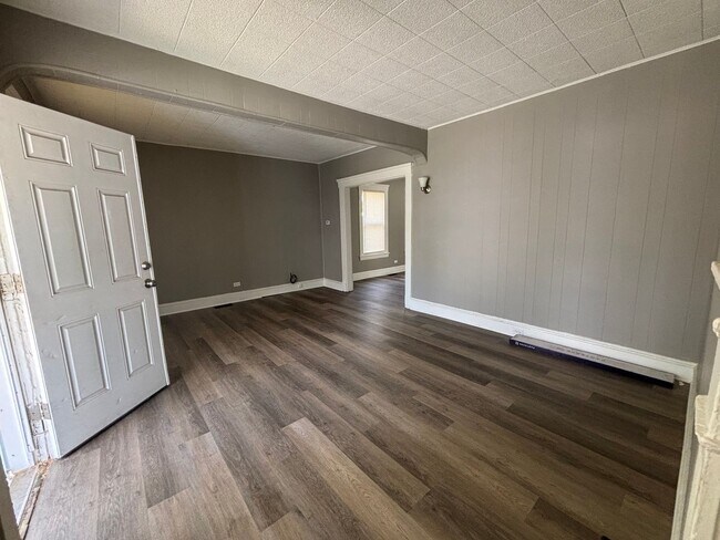 Photo - Single Family 3 Bed Home