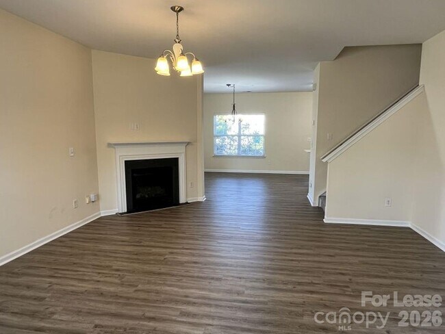 Photo - 12120 Stratfield Pl Cir