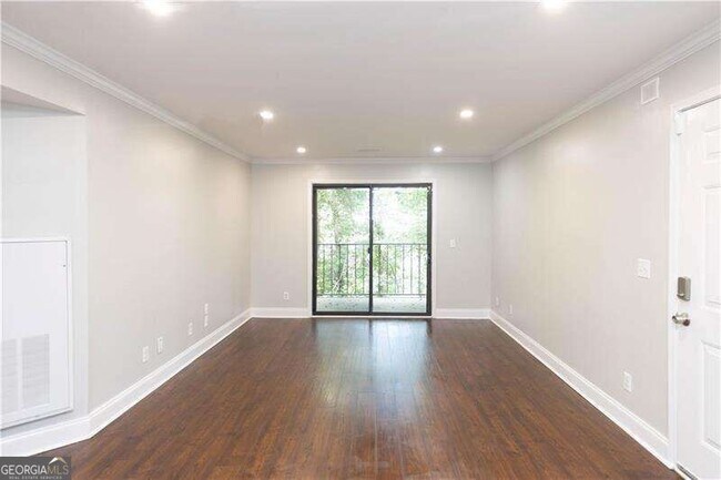 Photo - 2657 Lenox Rd NE Unit P216