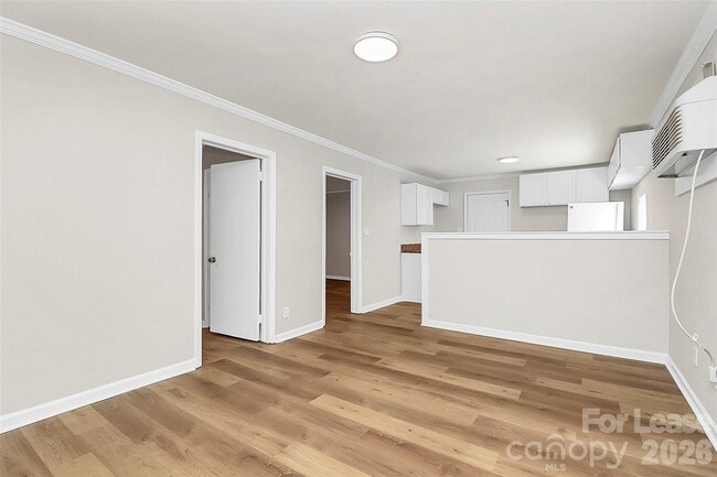 Photo - 2510 Hemphill St