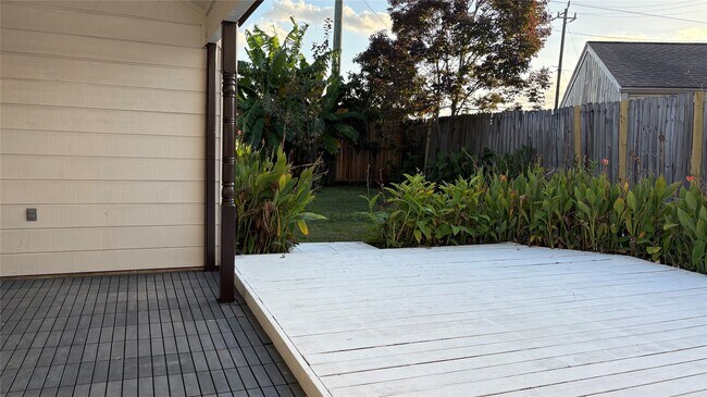 Photo - 11423 Wickersham Ln