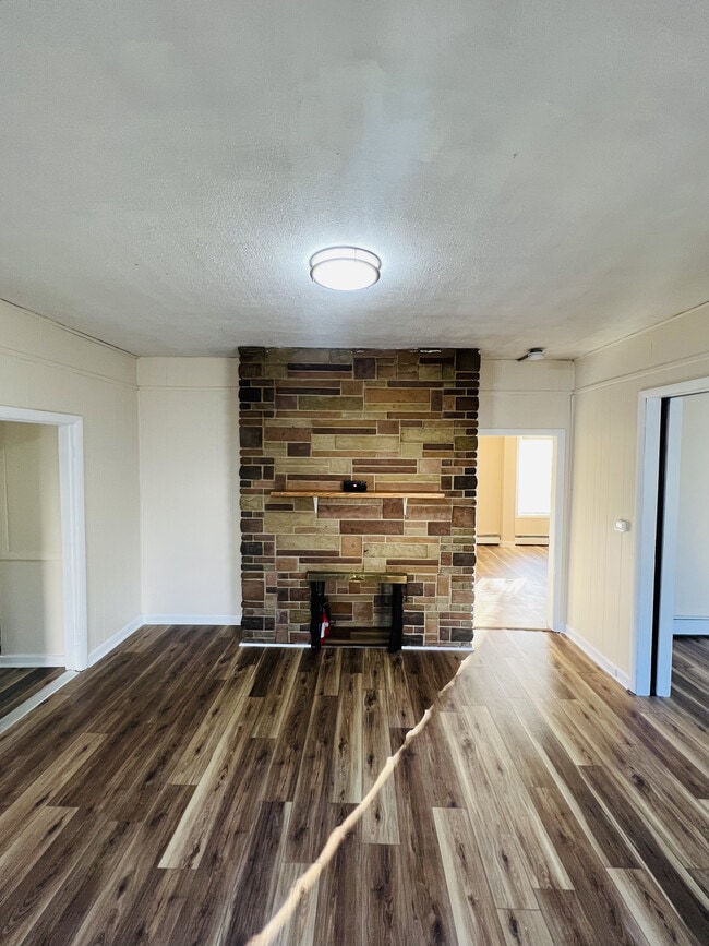 Photo - 187 Carnation St Unit 1