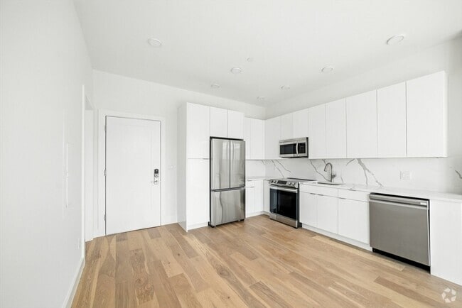 Building Photo - 38 Hichborn St Unit 304 Rental