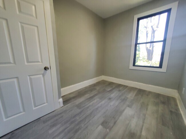 135 W 54th St 3 - 133 W 54th St Unit 3