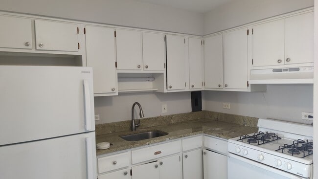Photo - 29 N Hillside Ave