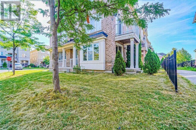 Photo - 1 Burnsborough St