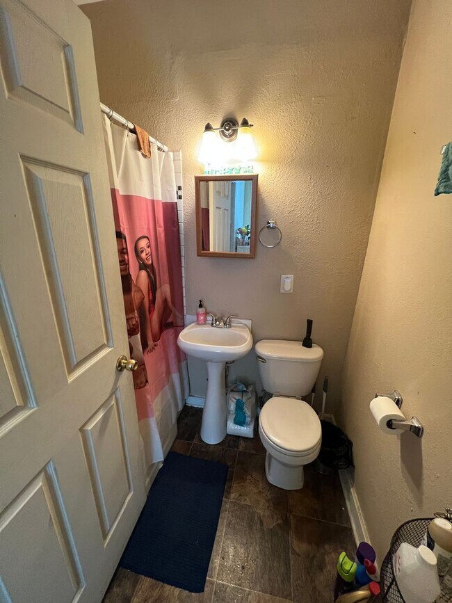 Photo - 3159-59A N Booth St Unit Lower