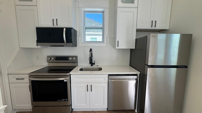 Photo - East Duffy Street Unit C