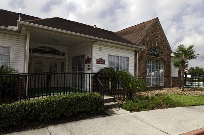 Photo - Meadowbrook Plaza Apartments