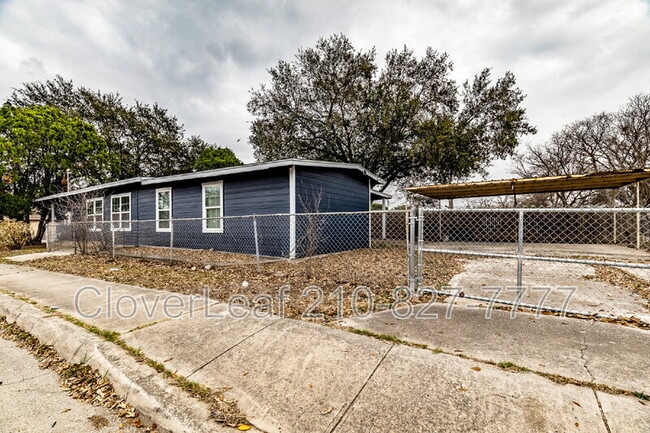 Photo - 1903 Athel Ave