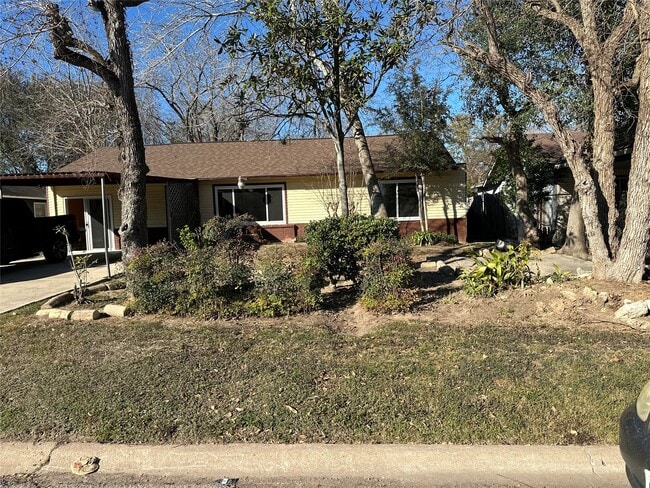 Photo - 5715 Beldart St