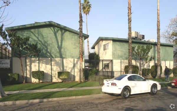 Downtown Squire Apartments - Downtown Squire Apartments