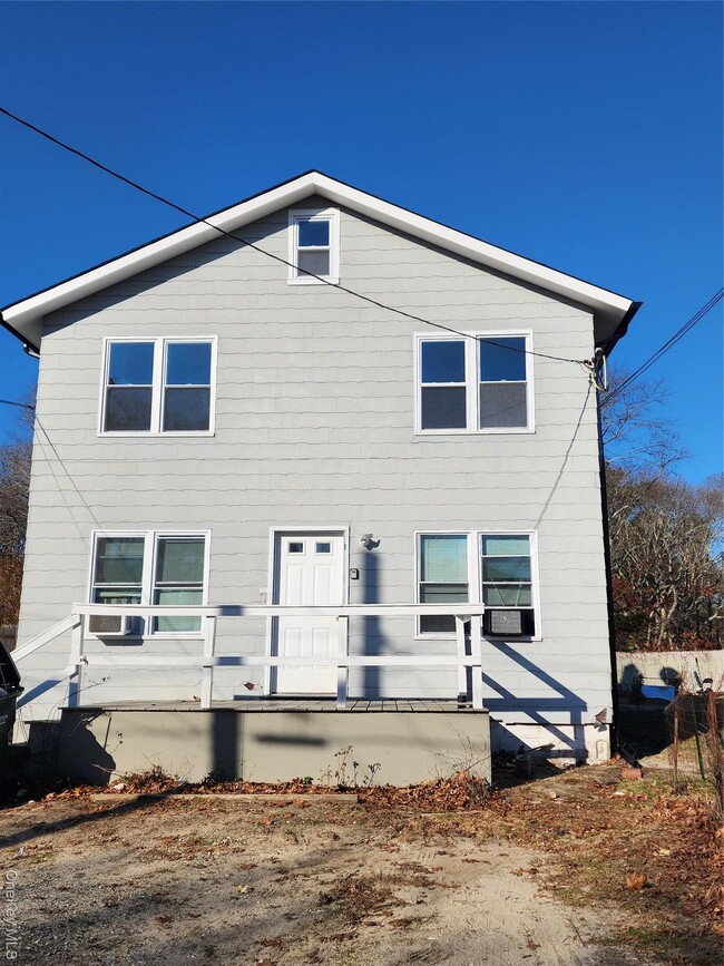 Building Photo - 184 Priscilla Ave