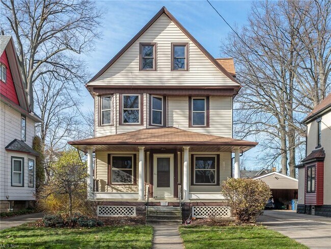 Photo - 1206 Edwards Ave House