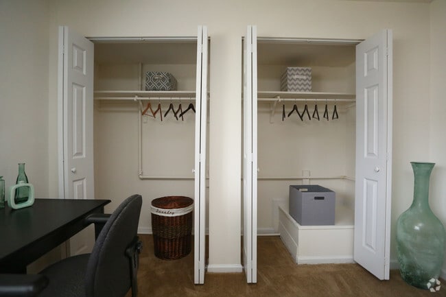 Photo - Emerald Point Apartments & Townhomes